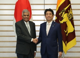 photo2: Japan-Sri Lanka Summit Meeting