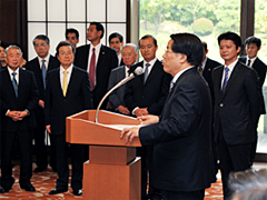 (写真)玄葉外務大臣主催レセプション-2