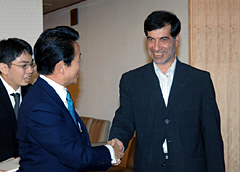 （写真）バーホナル・イラン国会第一副議長との会談（11月18日）