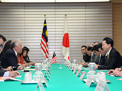 （写真）日本・マレーシア首脳会談の様子