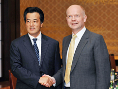 （写真）ヘーグ英国外相の来日1