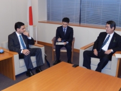 マルケス・ポルトガル・日本友好議員連盟副会長による牧野外務大臣政務官表敬(1)
