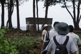 ペリリュー島 西太平洋戦没者の碑訪問