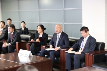 平成29年度平和構築・開発におけるグローバル人材育成事業 「プライマリー・コース」研修員による堀井学外務大臣政務官表敬2