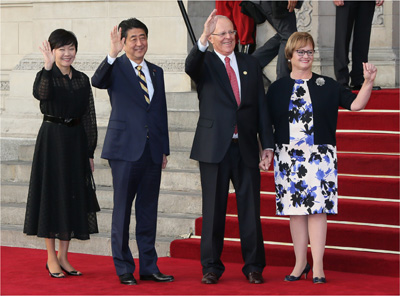 安倍総理大臣のペルー訪問(11月18日、ペルー 写真提供:内閣広報室)