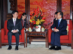 （写真）玄葉外務大臣の温家宝中国国務院総理への表敬-2