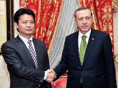 (写真)エルドアン首相表敬