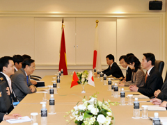 (写真)日・ベトナム外相会談-2