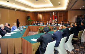 (photo)Japan-U.S.-ROK Foreign Minister Meeting