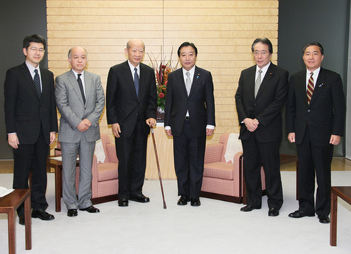 新日中友好21世紀委員会による野田総理表敬