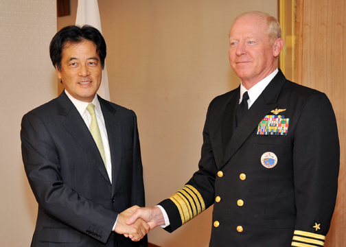 外務省: ウィラード米太平洋軍司令官の岡田外務大臣表敬