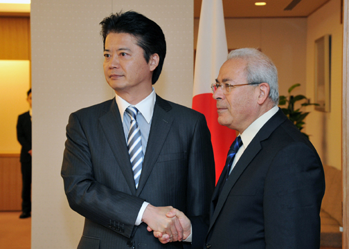 (Photo)Meeting between Mr. Koichiro Gemba, Minister for Foreign Affairs of Japan, and Dr. Burhan Ghalioun, President of the Syrian National Council-1