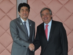 Meeting between Prime Minister Shinzo Abe and Mr. António Manuel de Oliveira Guterres, the UN High Commissioner for Refugees (UNHCR)