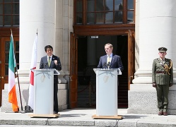 (Photo) Japan-Ireland Summit Meeting (3)