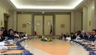 Japan-Malaysia Summit Meeting and Banquet Hosted by Prime Minister Dato' Sri Mohd Najib of Malaysia (3)