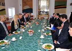 (Photo3)