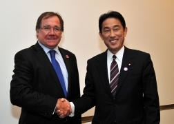 (Photo1)