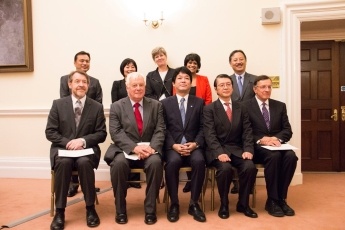 (Photo2)