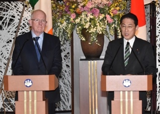 Japan-Ireland Foreign Ministers’ Meeting 1