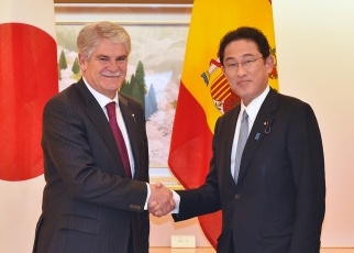 Japan-Spain Foreign Ministers’ Meeting 1