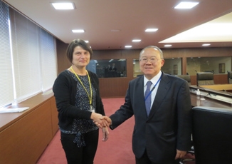 (Photo 1) The Fourth Intergovernmental Consultation on Cooperation between Japan and the Czech Republic in the Field of Science and Technology