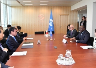 Meeting between Foreign Minister Taro Kono and Dr. Lassina Zerbo, Executive Secretary, Provisional Technical Secretary, Preparatory Commission for the Comprehensive Nuclear-Test-ban Treaty Organization