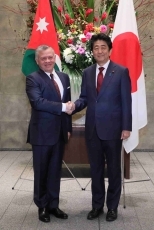 Prime Minister welcoming the King of Jordan