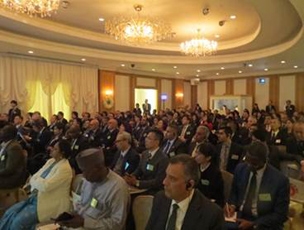 (Photo 5) the audience in the seminar