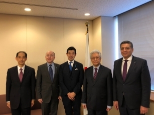Parliamentary Vice-Minister Kiyoto Tsuji Receives a Courtesy Call from Governors of the International Atomic Energy Agency 1