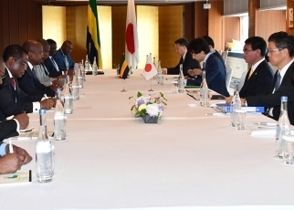 Japan-Gabonese Republic Foreign Ministers’ Meeting2