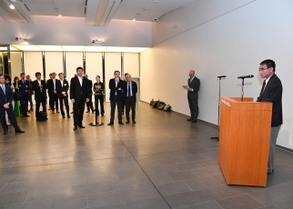 Foreign Minister Kono Attends Reception for the OSCE Asian Conference 2