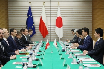 (Photo3) Cabinet Public Relations Office)