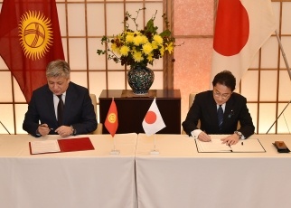 Japan-Kyrgyz Foreign Ministers’ Meeting 3