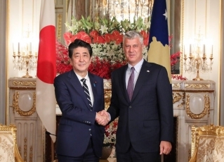 (Photo2) (Photo: Cabinet Public Relations Office)2