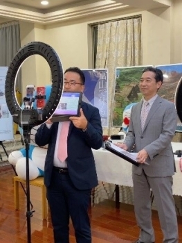 (photo8) Toyama Prefecture (right)