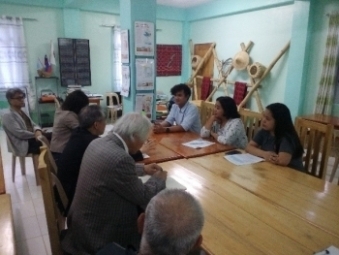 (photo11) Discussion with people from related organizations