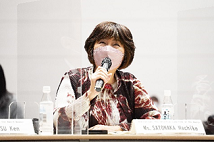 (Photo3)Chairperson of the Selection<br>Committee of the Award, SATONAKA Machiko