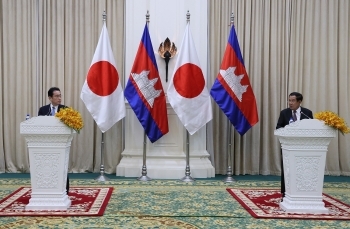 Photo of Japan-Cambodia Summit Joint Press Conference