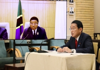 (Photo) Japan-Tanzania Summit Video Teleconference Meeting