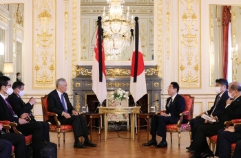 (Photo) Japan-Singapore Summit Meeting