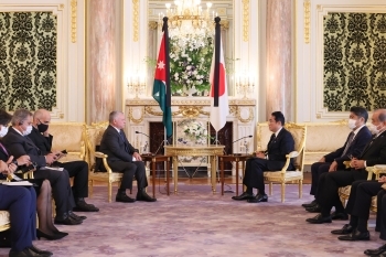 (Photo) Japan-Jordan Summit Talk