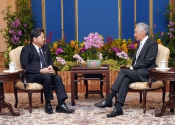 (Photo) Courtesy Call On Singaporian Prime Minister
