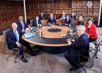 Photo session of G7 Foreign Ministers' Meeting