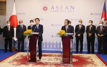 Photo of the Japan-Cambodia Summit Joint Press Announcement