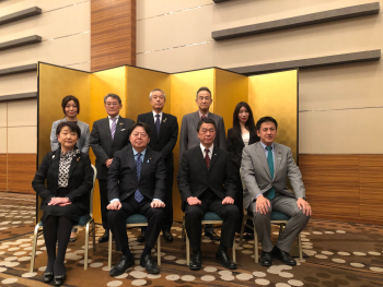 Photo session before the breakfast meeting