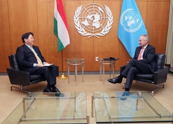 Meeting between Foreign Minister Hayashi and Mr. Kőrösi Csaba, President of the 77th Session of the UN General Assembly