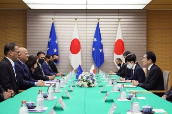 Photo of Japan-Micronesia Summit Meeting