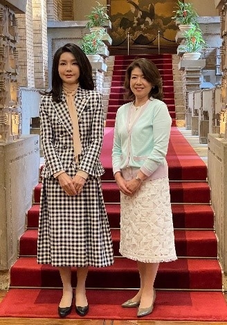 Photo session before the meeting