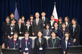 Ambassador Emanuel and the participants at the photo session