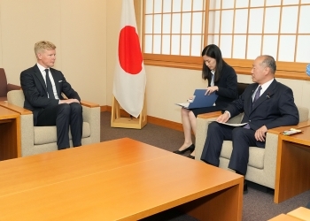 Parliamentary Vice-Minister TAKAGI and Special Envoy of the UN Secretary-General Grundberg for Yemen